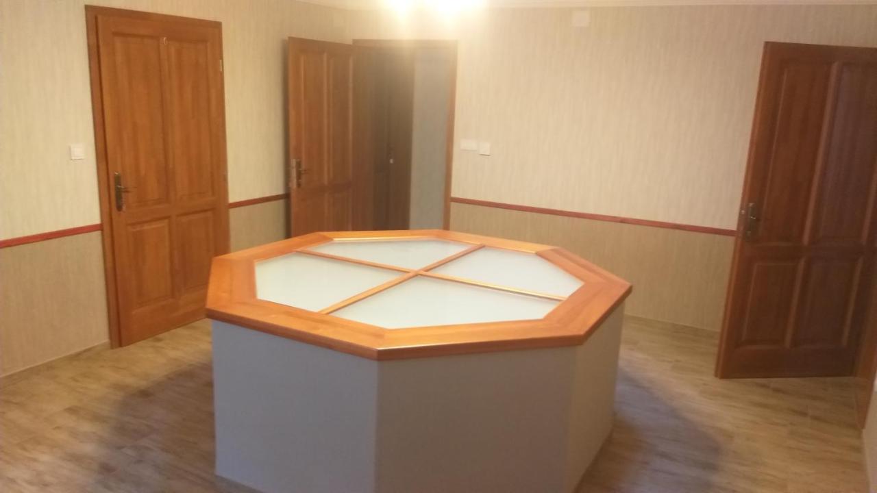 Karpatia Vendeghaz 1201 Budapest Bagian luar foto