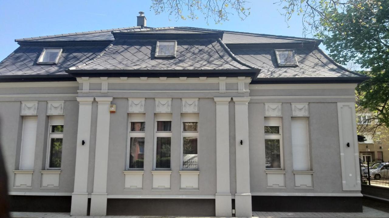 Karpatia Vendeghaz 1201 Budapest Bagian luar foto